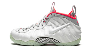 Nike Air Foamposite Pro “Pure Platinum”